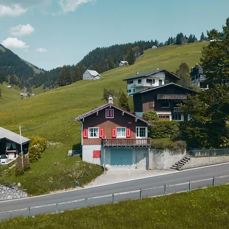 Chalet Huesli Dom wakacyjny *